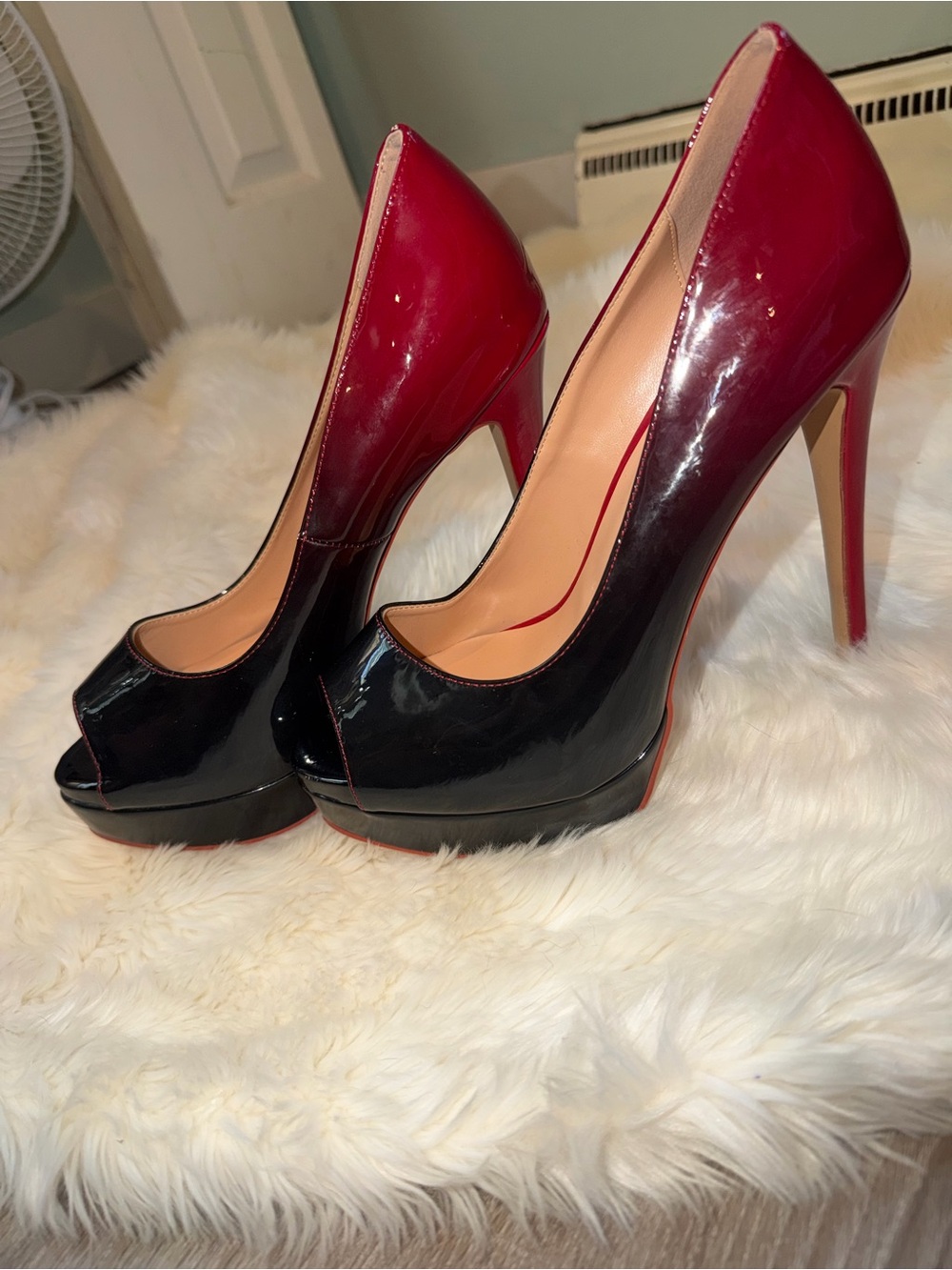 High-Gloss Red-to-Black Ombre Peep-Toe Platform Pumps